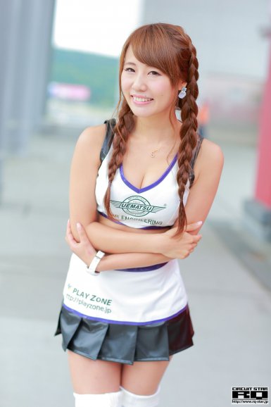 内乡县夏馆教育党支部开展扶贫帮困送关爱活动-华体官方版网站登录入口